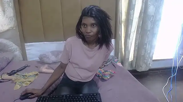 Snapshot of slendercupid chatting on January 12, 2026, 2:55 pm slendercupid online show from January 12, 2026, 2:55 pm