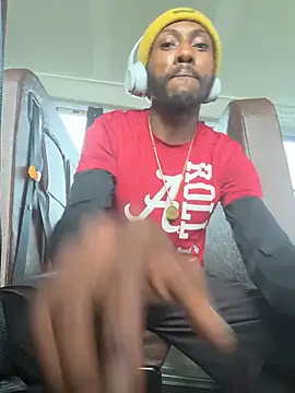 Pleasure Overlord online show from February 1, 2026, 9:46 pm