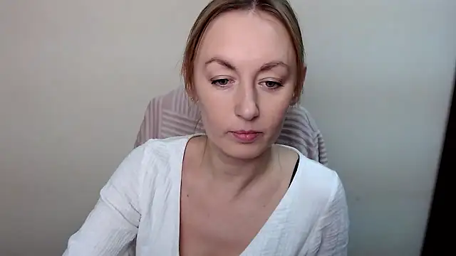 LiaSeass  online show from January 15, 2026, 11:48 am