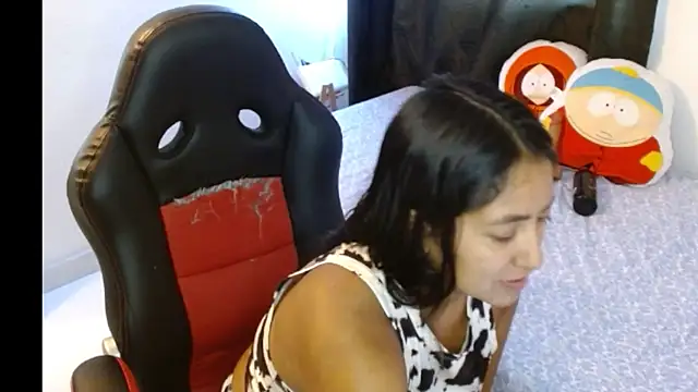 NovahPerotti online show from February 28, 2026, 10:00 pm