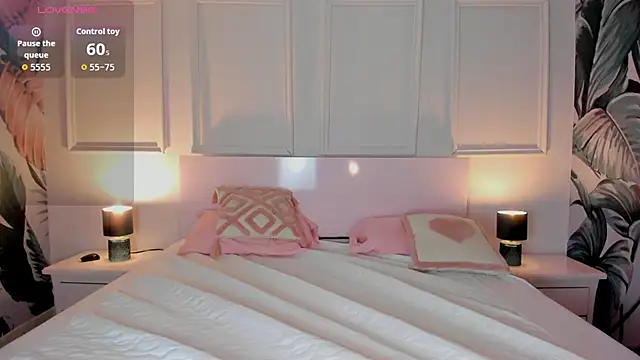 EVANGELIINE 21 online show from January 9, 2026, 7:04 pm