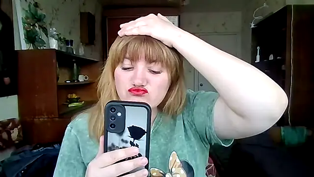 swett girll online show from March 15, 2026, 12:44 pm