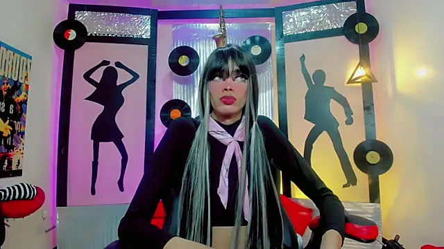 camila vasquez  online show from January 12, 2026, 5:23 am