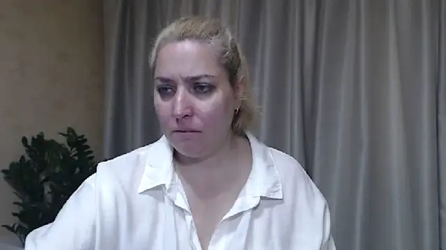 sweetpussy13 online show from May 24, 2026, 5:56 am