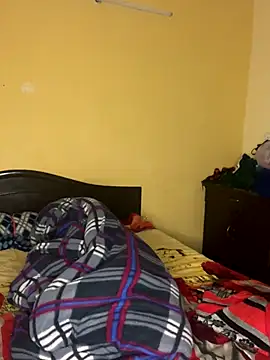 HOT-CUPAL22 online show from December 21, 2025, 4:47 pm