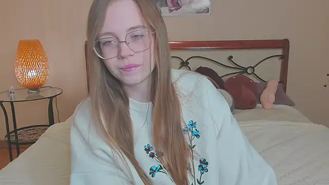 Snapshot of miya_soft chatting on February 3, 2026, 1:37 am miya soft online show from February 3, 2026, 1:37 am