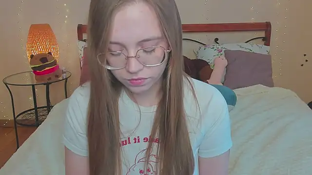 Snapshot of miya_soft chatting on February 20, 2026, 6:26 am miya soft online show from February 20, 2026, 6:26 am