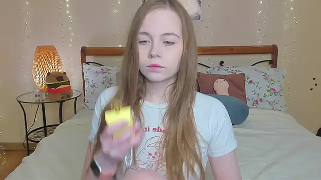 Snapshot of miya_soft chatting on March 1, 2026, 1:40 am miya soft online show from March 1, 2026, 1:40 am