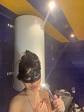 SilkyMira online show from March 20, 2026, 3:17 pm