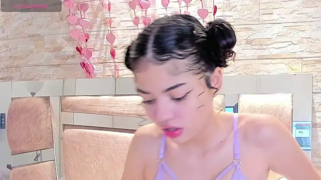 Snapshot of chloe_cortez chatting on February 17, 2026, 11:07 am chloe cortez online show from February 17, 2026, 11:07 am