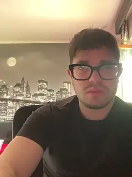 sognatore99 online show from April 13, 2026, 8:20 am