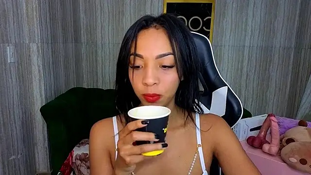 luna meow t online show from January 14, 2026, 2:17 am