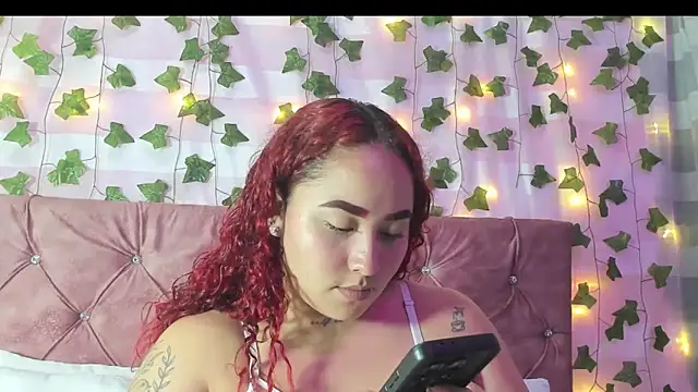 Ayla-marttinez online show from February 18, 2026, 1:56 am