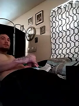 Snapshot of sexywhitedick@xh chatting on January 12, 2026, 6:57 pm sexywhitedickxh online show from January 12, 2026, 6:57 pm
