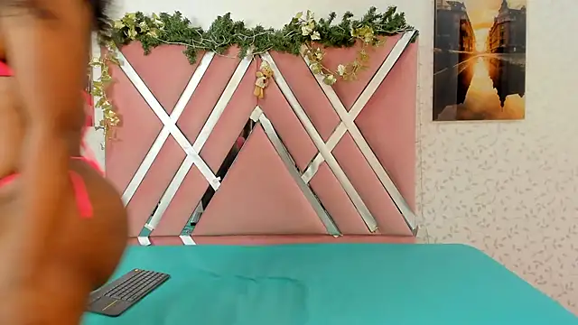 Sheila Scott online show from December 20, 2025, 10:50 pm