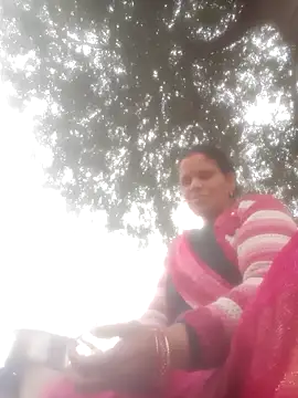 Snapshot of Pinki_rajak chatting on February 1, 2026, 3:27 am Pinki rajak online show from February 1, 2026, 3:27 am