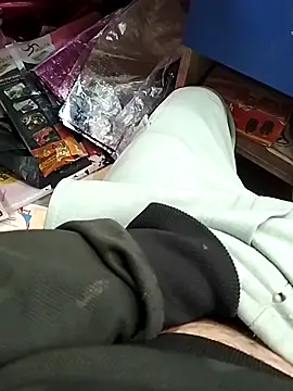 mohit08desi online show from December 17, 2025, 9:48 am