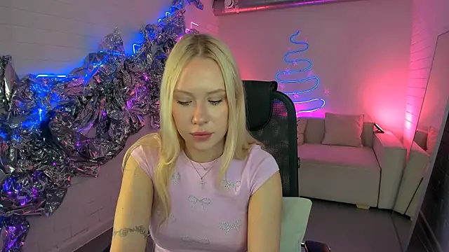 AprilChambers online show from January 15, 2026, 1:26 pm