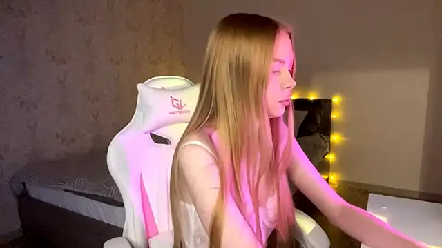 LumiSun online show from January 14, 2026, 7:52 pm