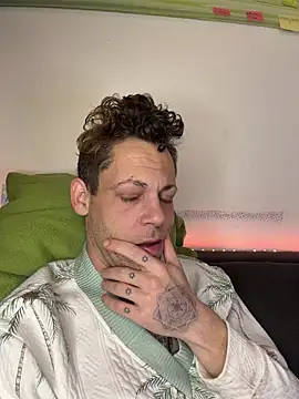 Robbigcum online show from January 18, 2026, 9:02 am