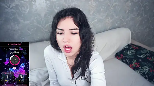 OdetteWitschi online show from January 12, 2026, 7:24 am