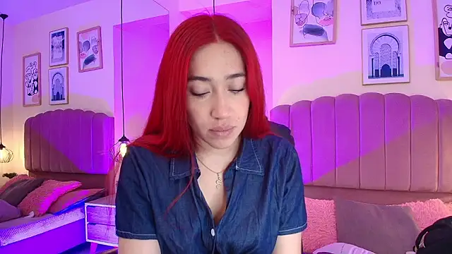 Snapshot of Celestee15_ chatting on February 3, 2026, 11:37 am Celestee15 online show from February 3, 2026, 11:37 am