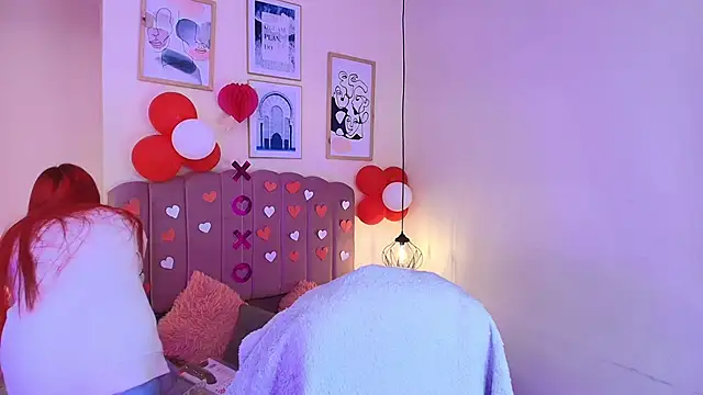 Snapshot of Celestee15_ chatting on February 16, 2026, 11:39 am Celestee15 online show from February 16, 2026, 11:39 am