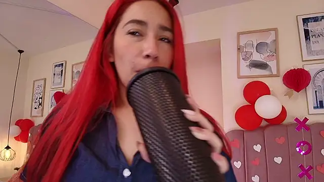 Snapshot of Celestee15_ chatting on February 17, 2026, 11:29 am Celestee15 online show from February 17, 2026, 11:29 am