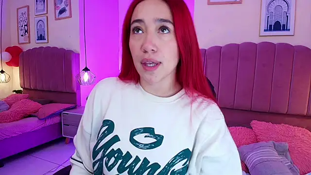 Snapshot of Celestee15_ chatting on February 27, 2026, 11:32 am Celestee15 online show from February 27, 2026, 11:32 am