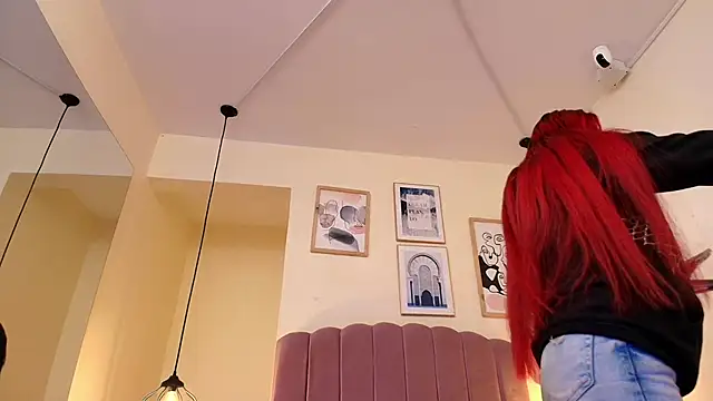 Snapshot of Celestee15_ chatting on April 16, 2026, 11:11 am Celestee15 online show from April 16, 2026, 11:11 am