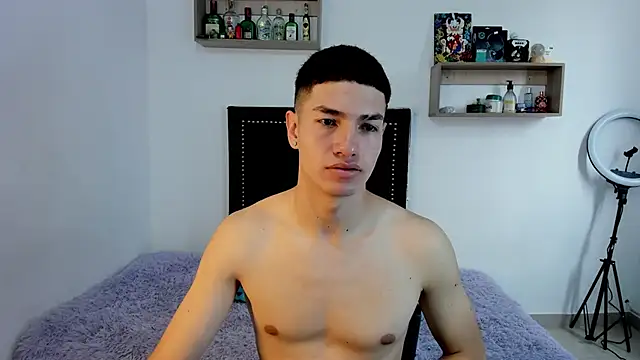 Nico Nocturne online show from December 17, 2025, 8:48 pm