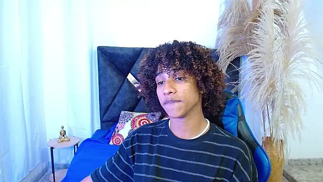 angelll18  online show from March 23, 2026, 8:35 pm