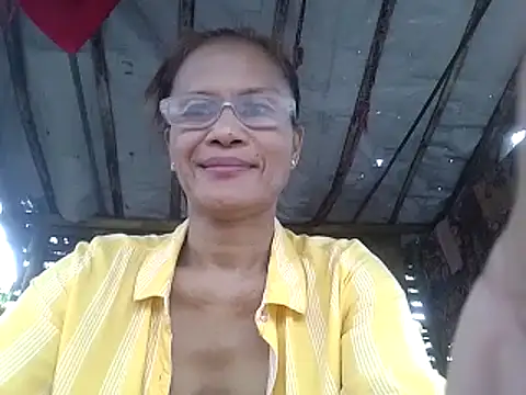 Petite elise online show from January 15, 2026, 1:32 am