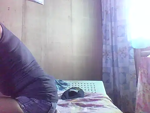 Petite elise online show from March 28, 2026, 8:47 am