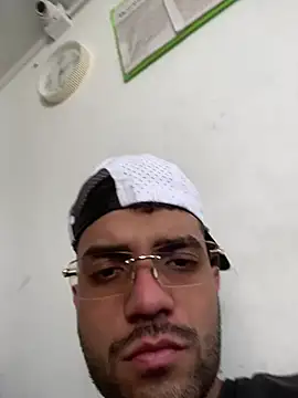 Snapshot of jamess_0 chatting on February 23, 2026, 7:33 pm jamess 0 online show from February 23, 2026, 7:33 pm