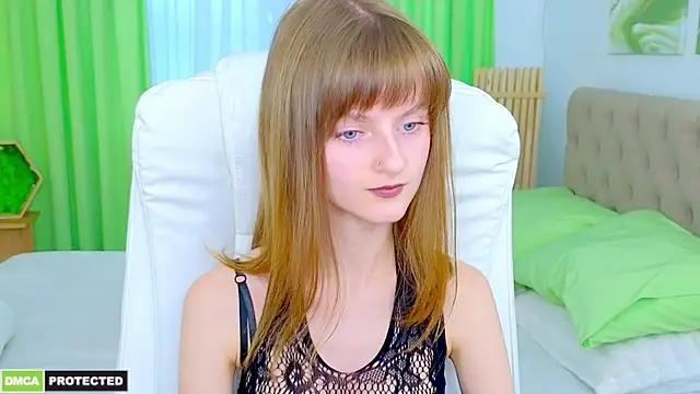 Miss Alisa  online show from April 7, 2026, 2:50 pm