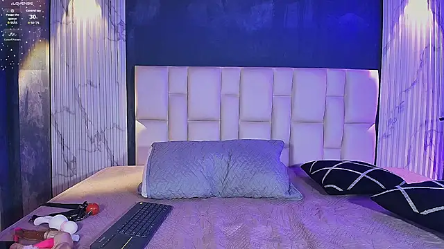 PAMELA-SMIITH online show from February 28, 2026, 12:39 pm