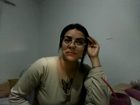 luluclark69 online show from June 20, 2026, 11:07 pm