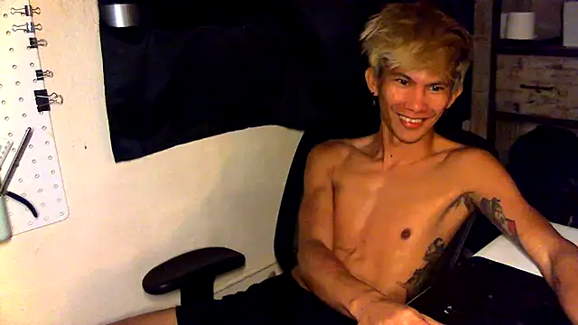 jhaycobXgarcia online show from March 31, 2026, 6:03 am