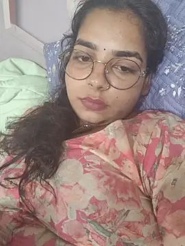 Himani 0122 online show from July 7, 2026, 8:02 pm
