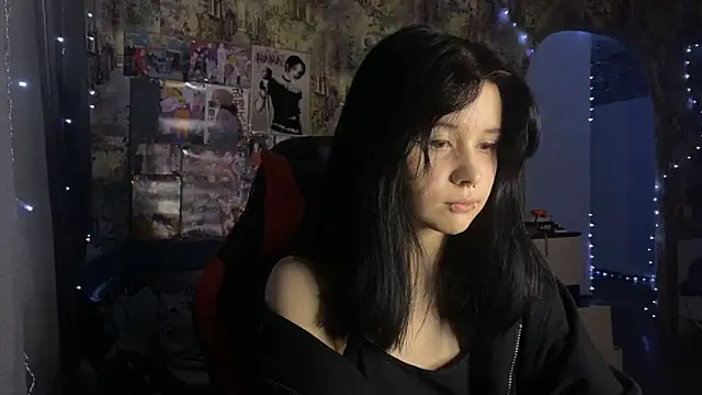 Absent Fairy online show from April 10, 2026, 2:17 am