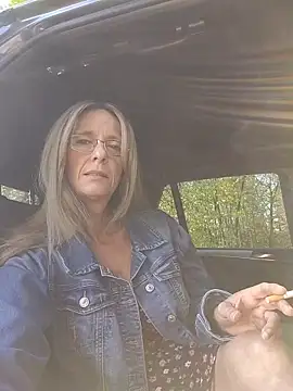 Sacha Scorp online show from April 8, 2026, 9:20 am