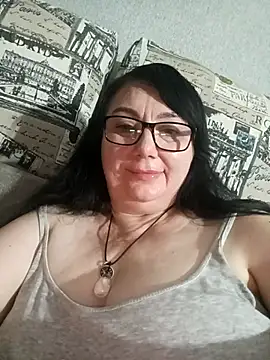 MariSwan222 online show from June 29, 2026, 8:42 pm