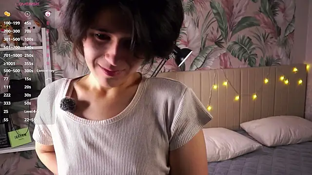 Snapshot of MerrieBarnicle chatting on January 14, 2026, 5:24 am MerrieBarnicle online show from January 14, 2026, 5:24 am