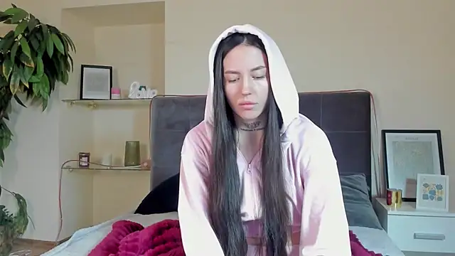 Snapshot of AdrianaCult chatting on February 9, 2026, 6:17 am AdrianaCult online show from February 9, 2026, 6:17 am