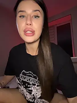 Lira Fayeee online show from May 23, 2026, 7:29 pm