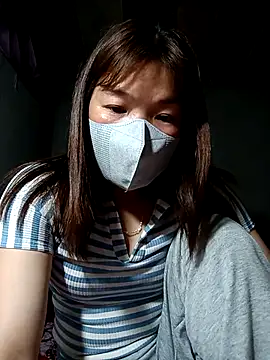 Snapshot of May-Ne chatting on February 26, 2026, 1:32 pm May-Ne online show from February 26, 2026, 1:32 pm