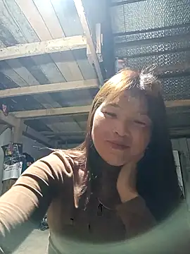 Snapshot of May-Ne chatting on March 5, 2026, 4:36 pm May-Ne online show from March 5, 2026, 4:36 pm