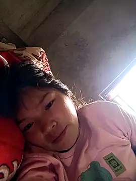 May-Ne online show from March 12, 2026, 3:56 am