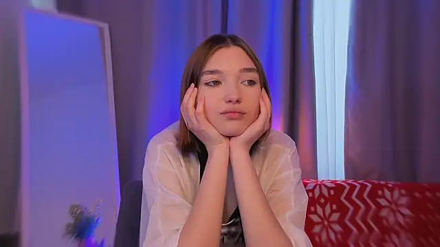 Leyla crsh online show from February 20, 2026, 6:26 am